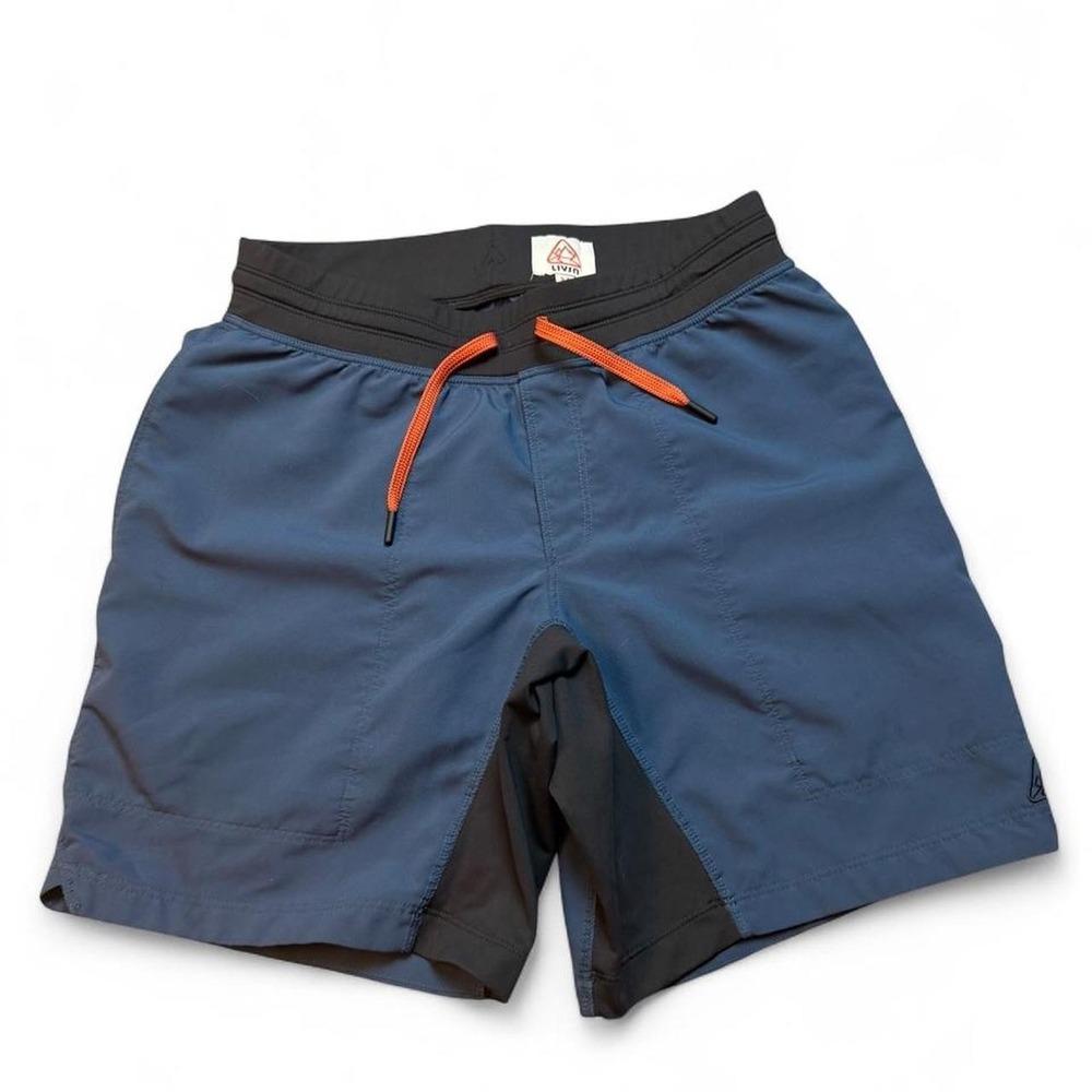 LIVSN Shorts Medium Blue Lined 8 inseam Running Hiking Quick Dry Athletic READ